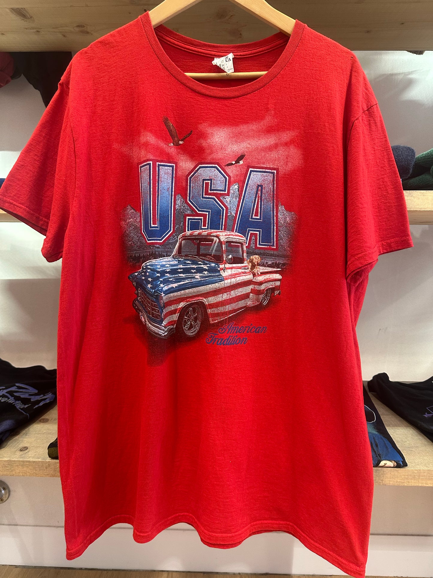 XL - Spirit of America USA Flag Truck Graphic T-Shirt