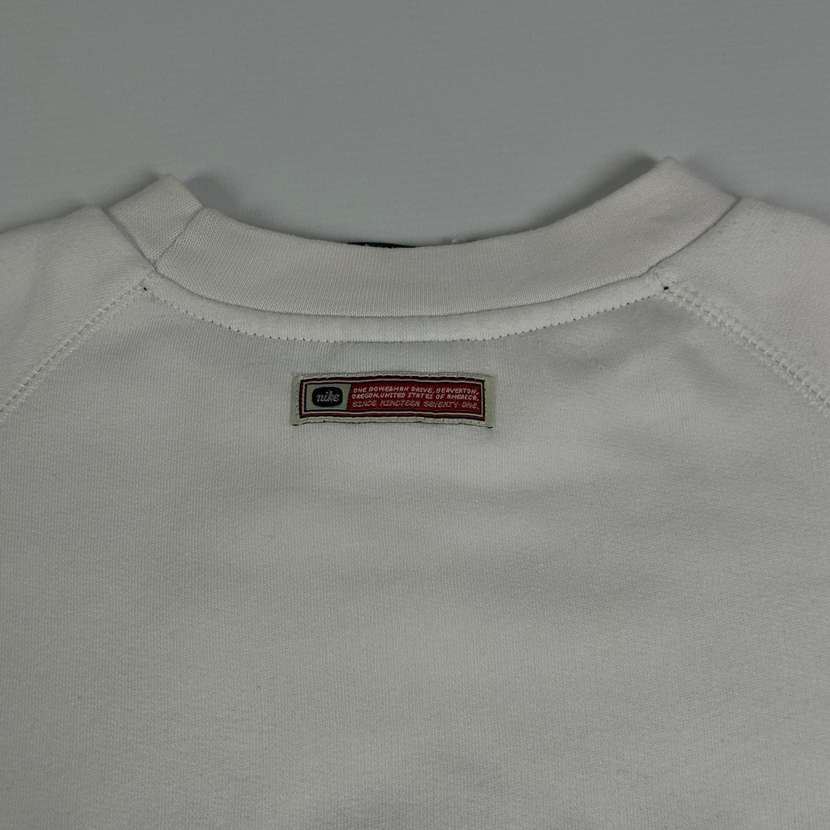 S - Vintage 2000's Nike Sweatshirt