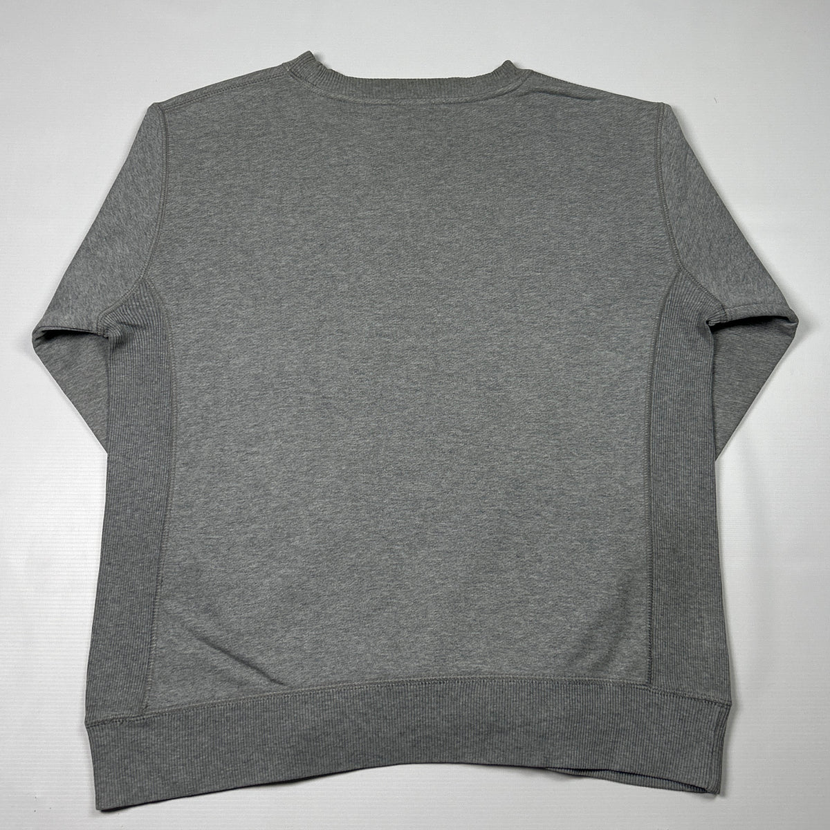 L - Vintage 2000's Nike Sweatshirt