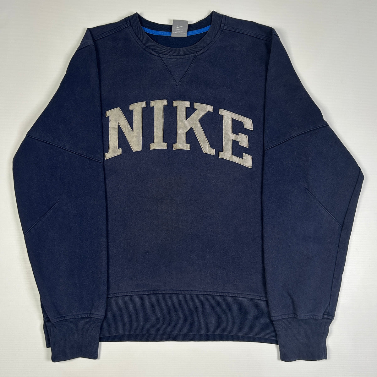 M - Vintage 2000's Nike Spell-Out Sweatshirt