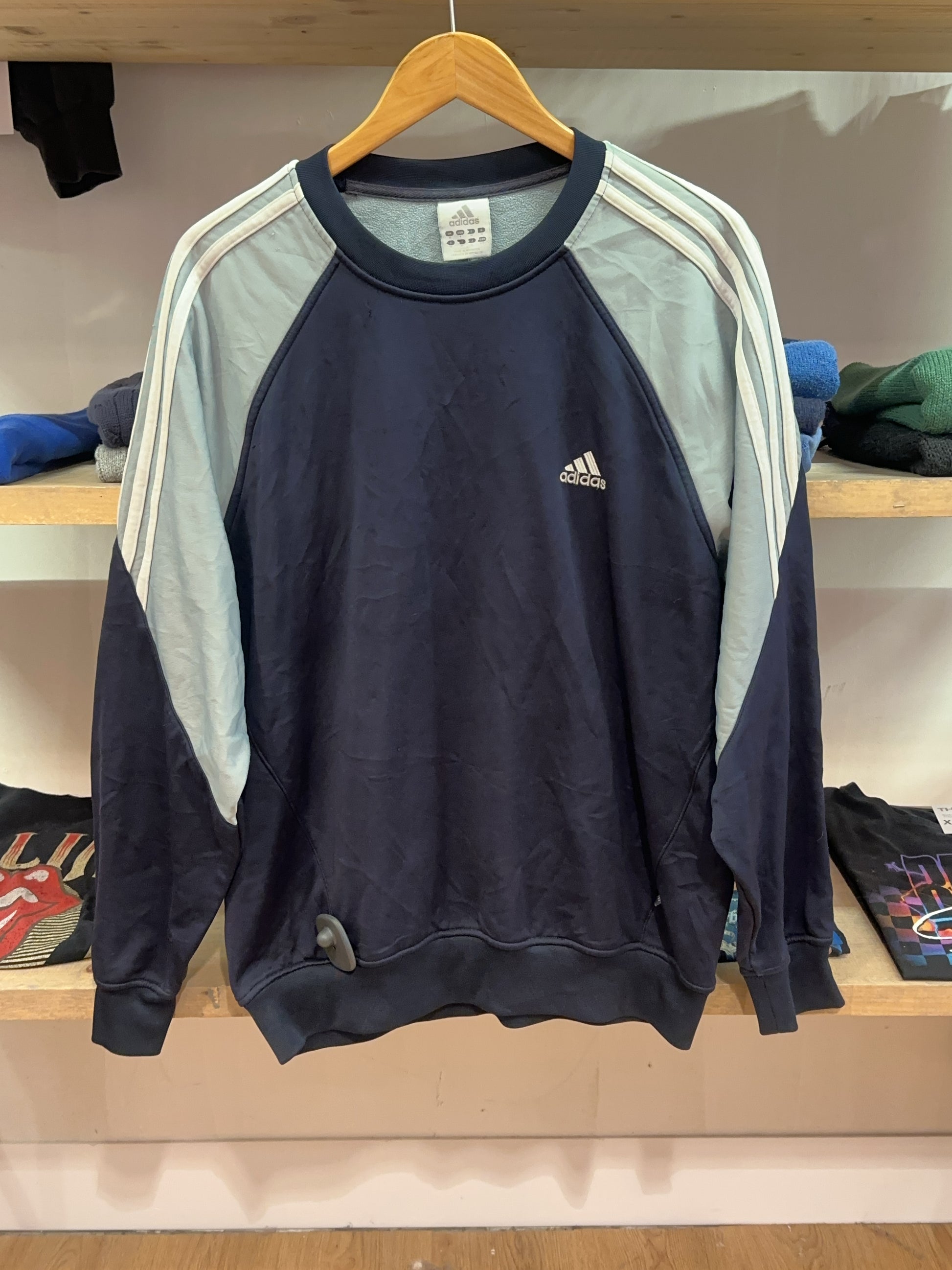 M - Vintage 2000's Adidas Sweatshirt