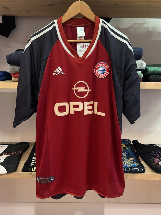 2001/02 Adidas FC Bayern Munich Home Shirt Salihamidzic 20