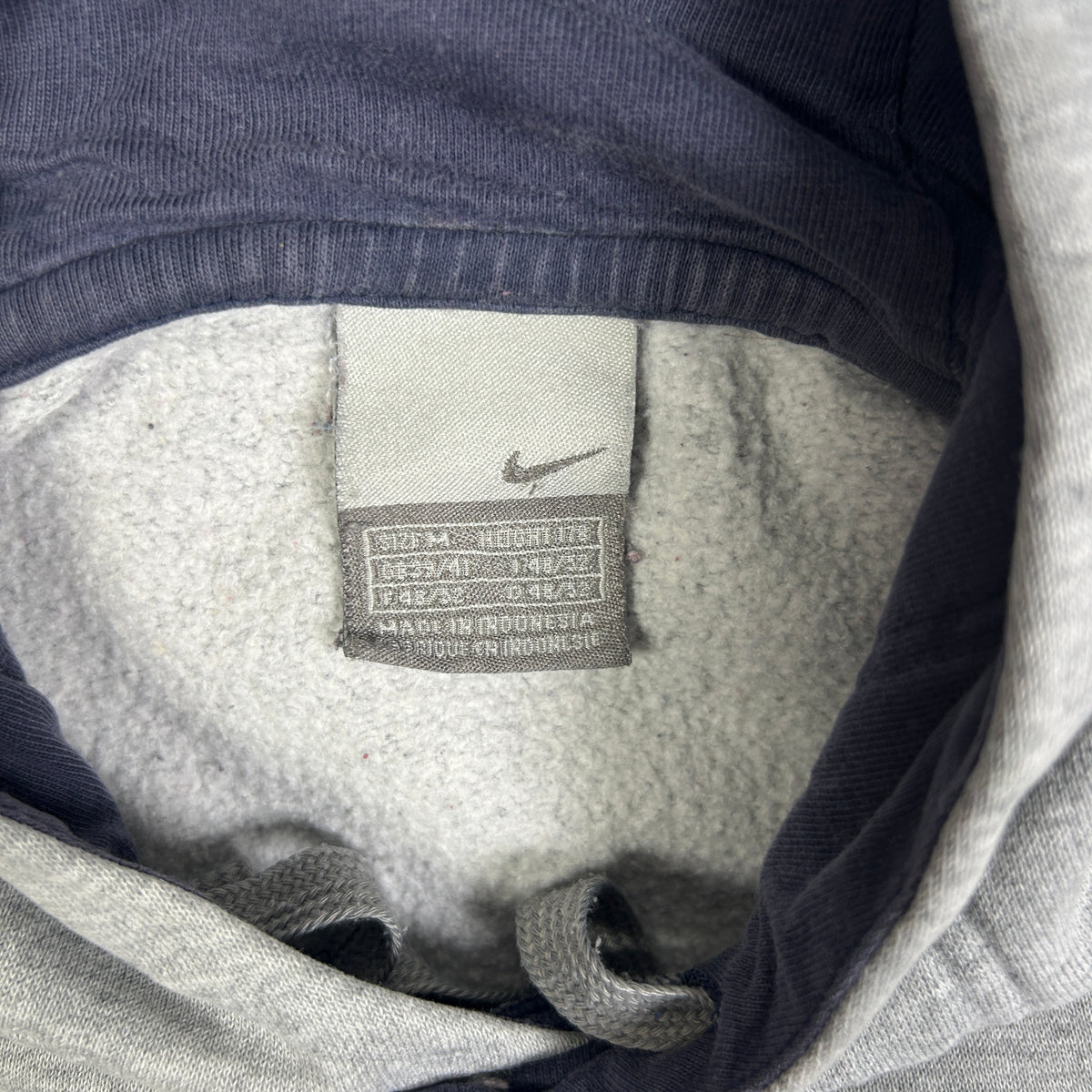 M - Vintage 2000's Nike Hoodie