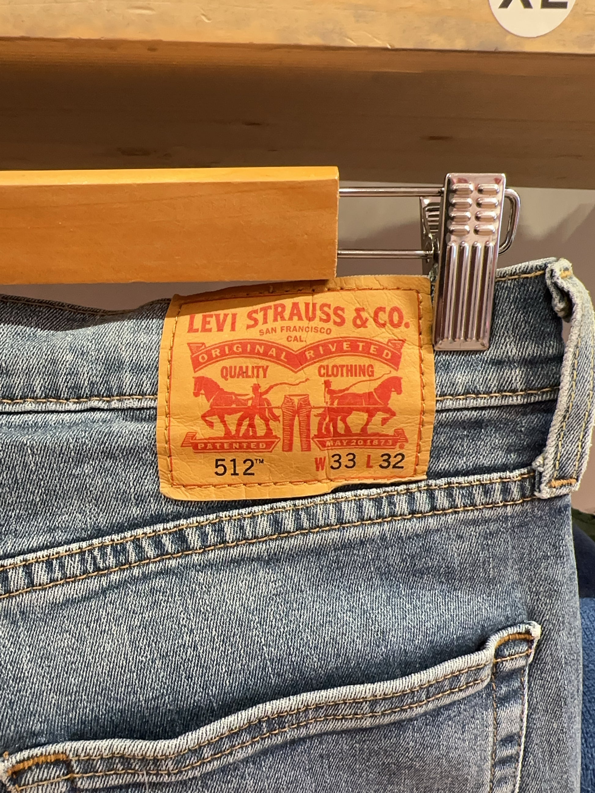 Levi's Jeans - 33 X 32