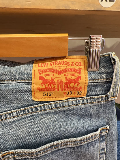 Levi's Jeans - 33 X 32