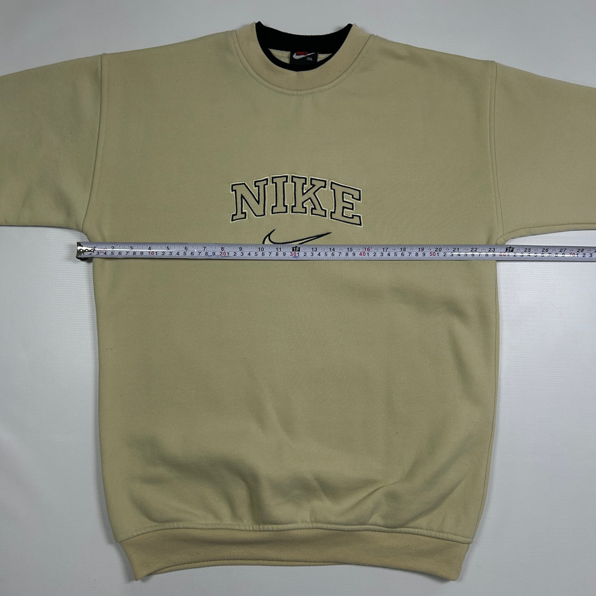 L - Vintage 2000's Nike Sweatshirt