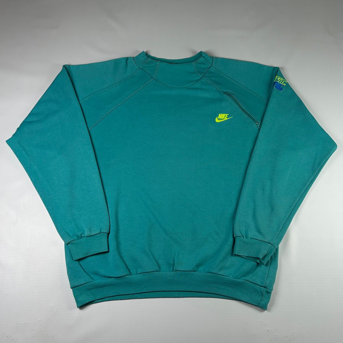 L - Vintage 1990's Nike Sweatshirt