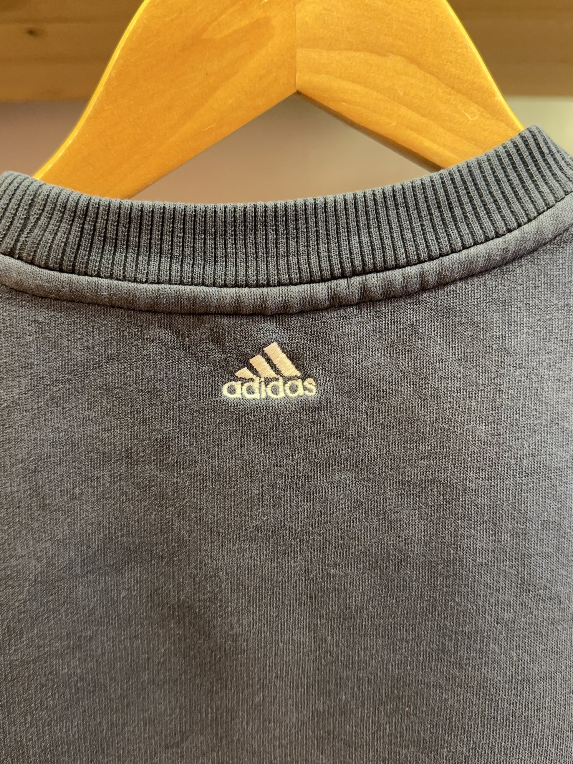 Vintage 2000's Adidas Sweatshirt - XXS