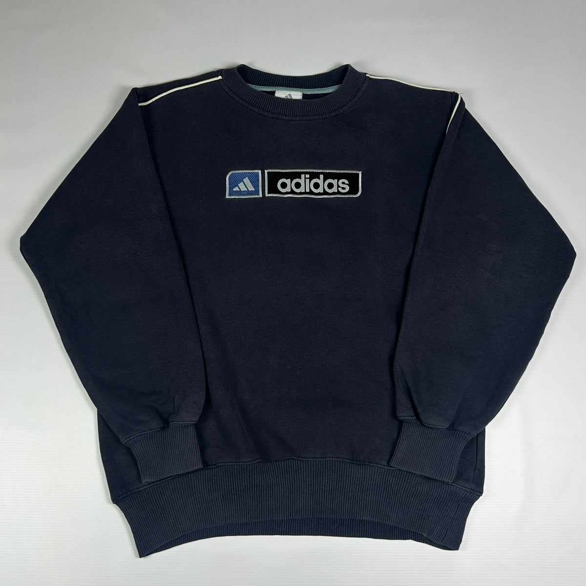 S - Vintage 2000's Adidas Sweatshirt
