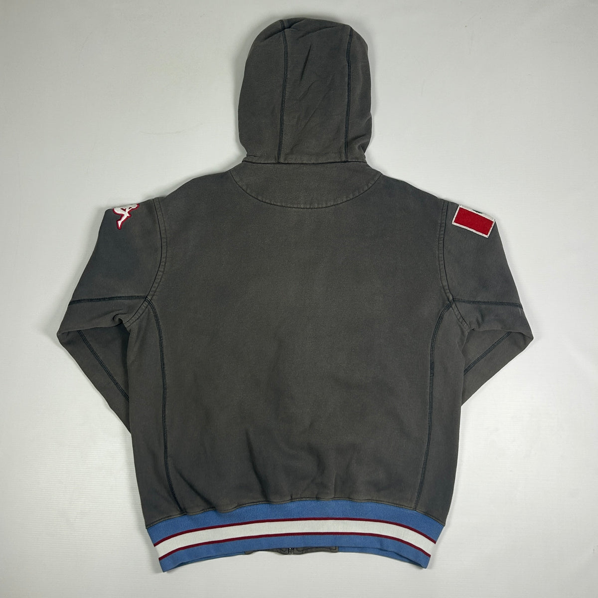 M - Vintage 2000's Kappa Panin Point Zip-Up Hoodie
