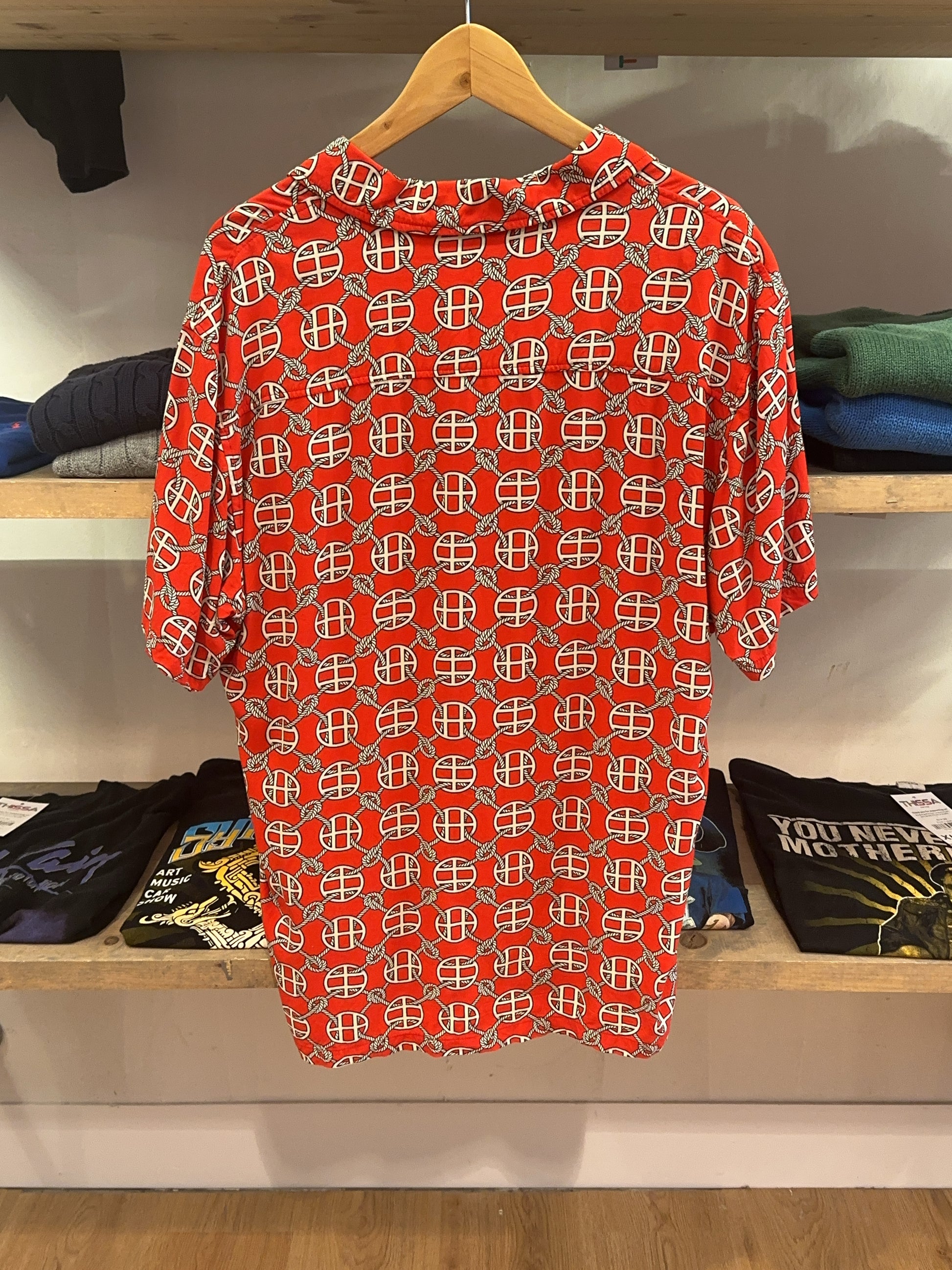 M - HUF Shirt