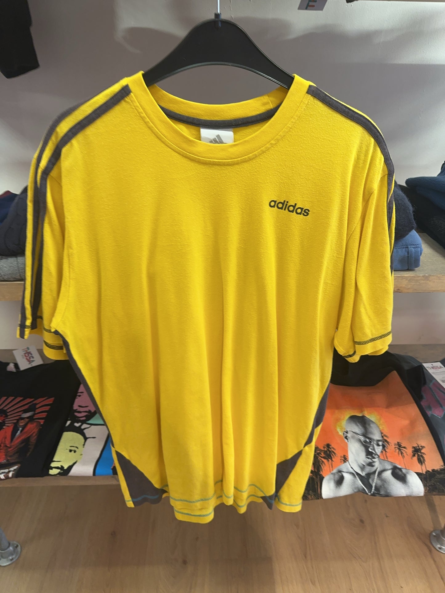 L - 2000's Adidas T-shirt