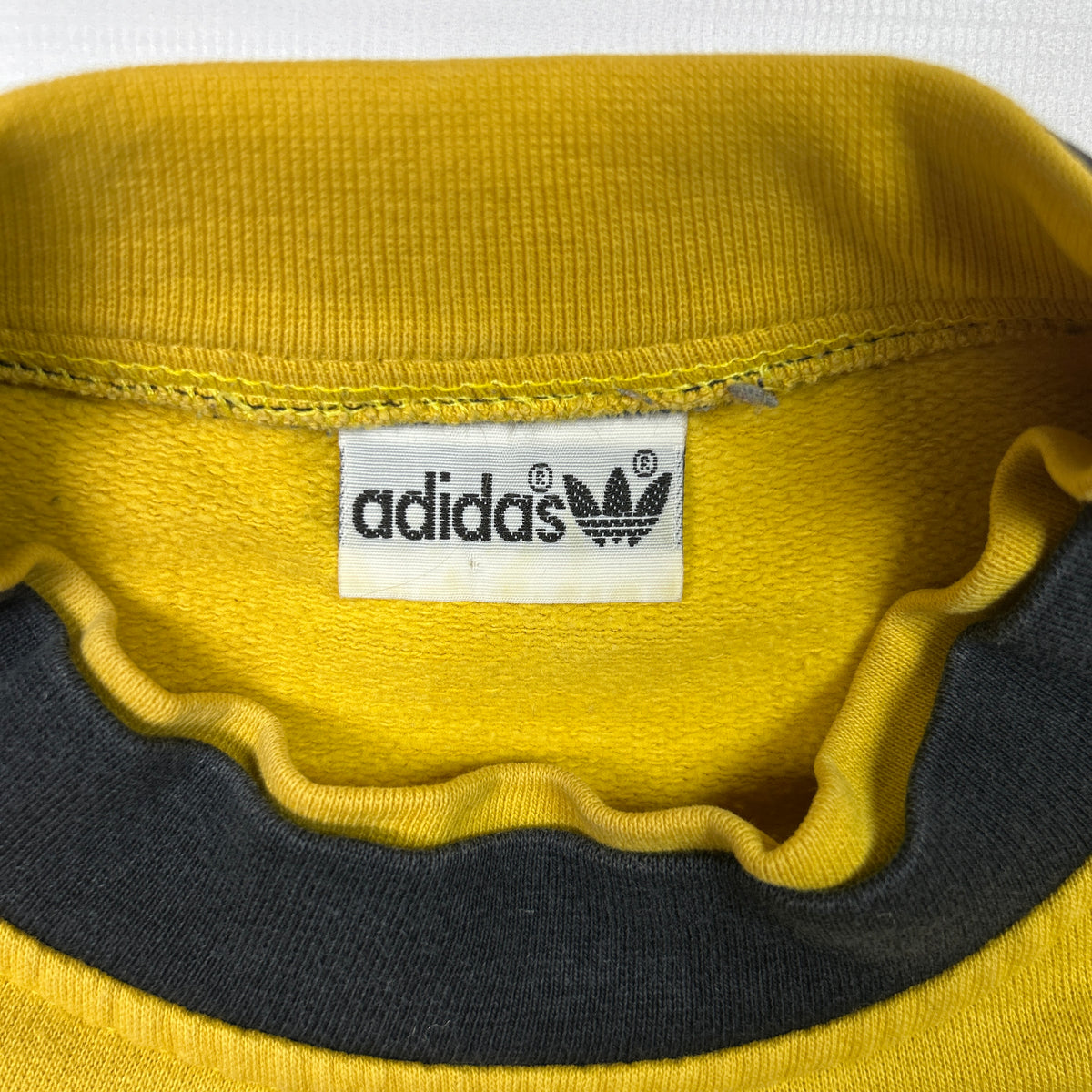 XL - 1980's Adidas Trefoil Star Graphic Sweatshirt