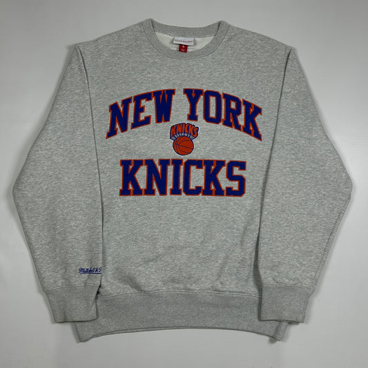 M - Vingage 1990's Mitchell & Ness New York Knicks Grey Crewneck Sweatshirt