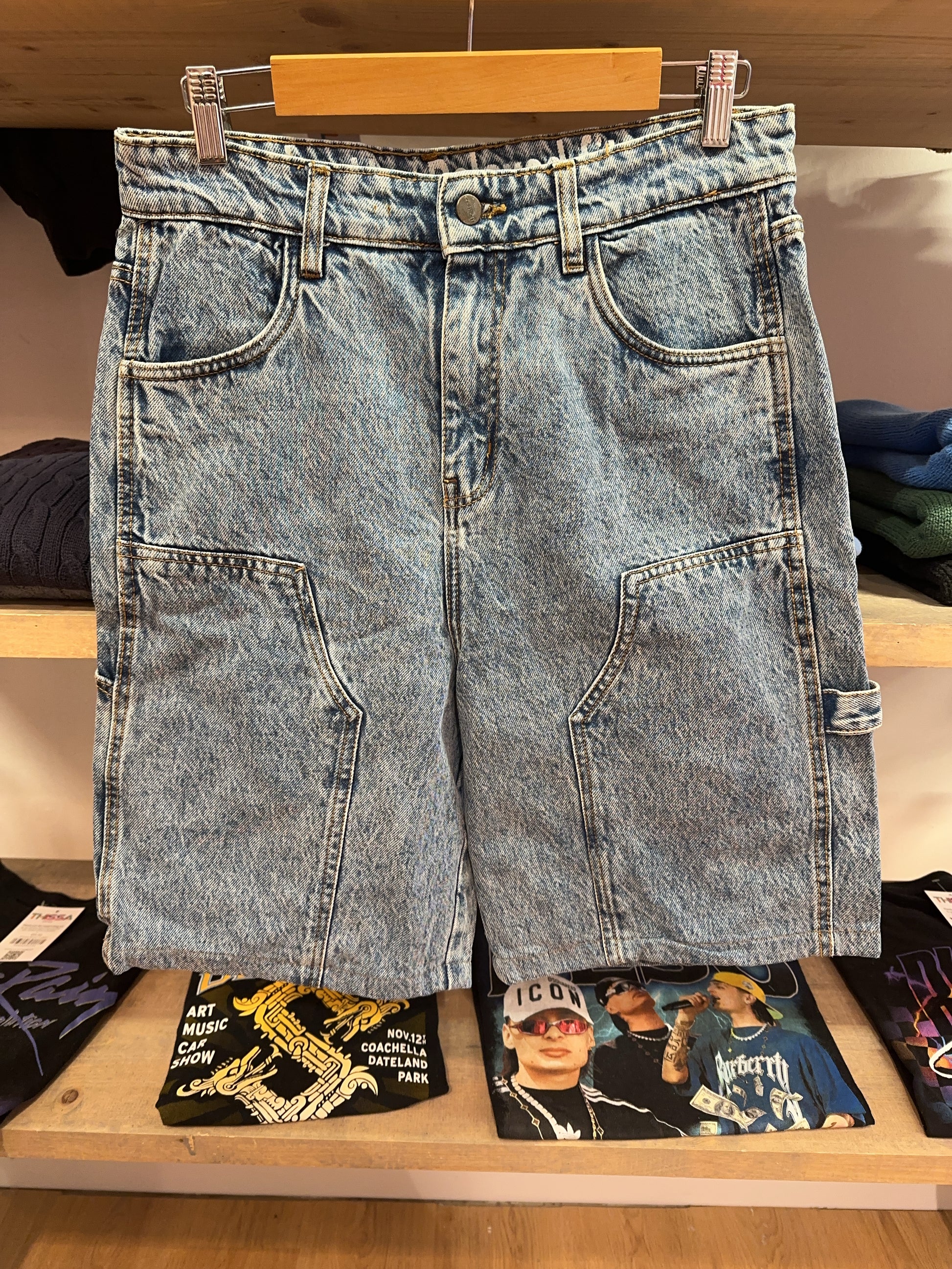 30 - Carhartt Shorts