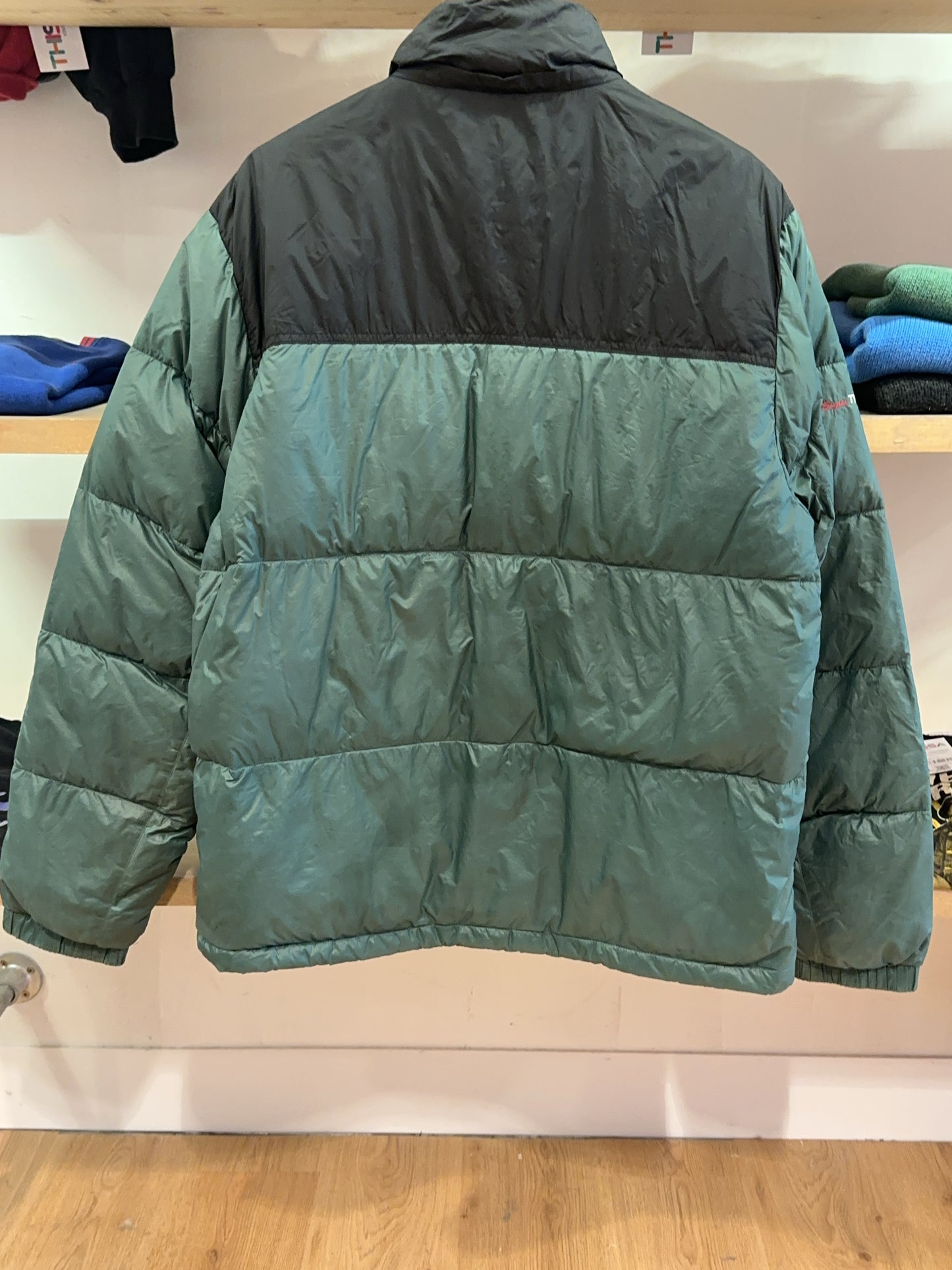 L - Adidas Puffer Jacket