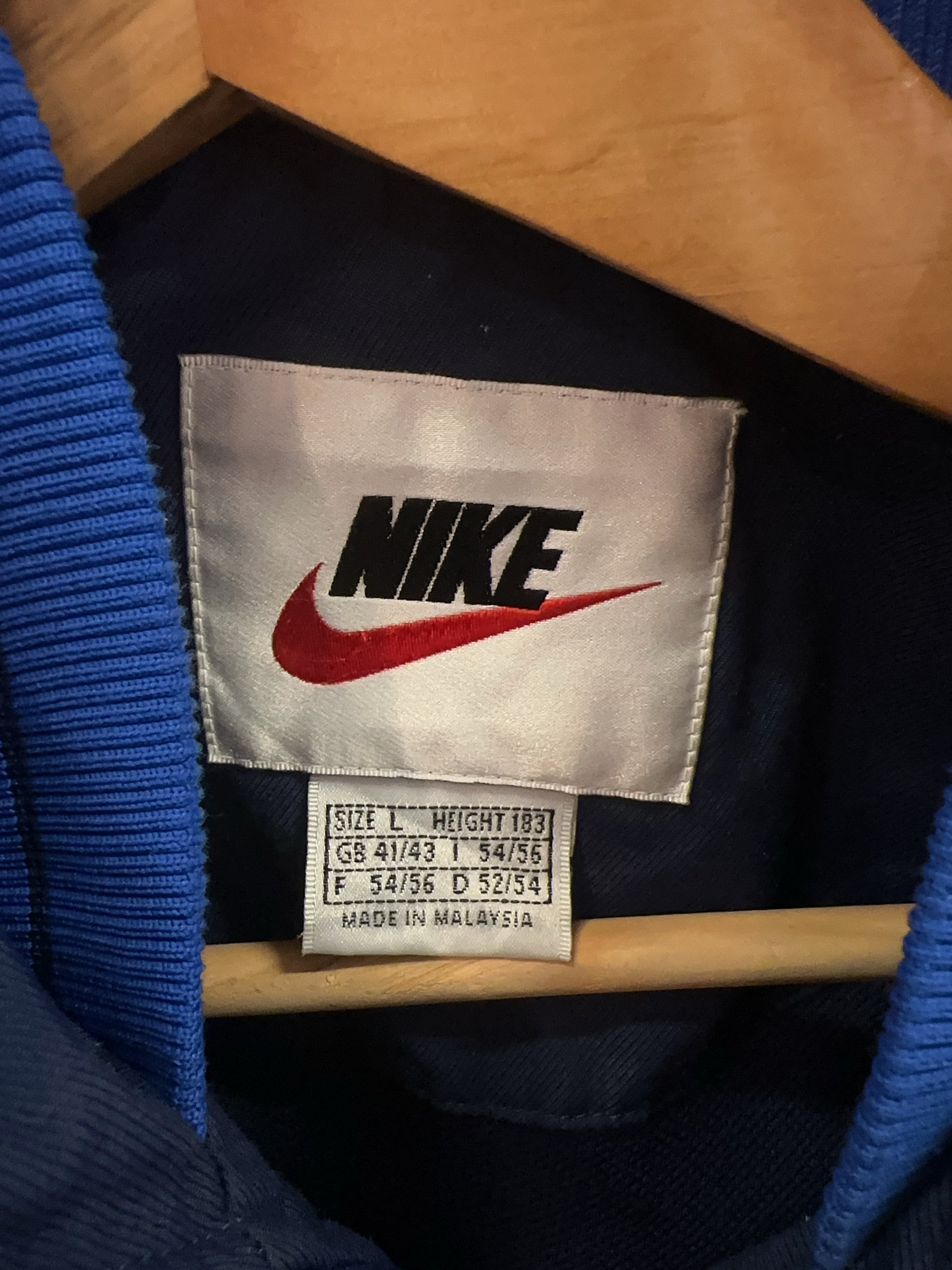 L - Vintage 1990's Nike Jacket