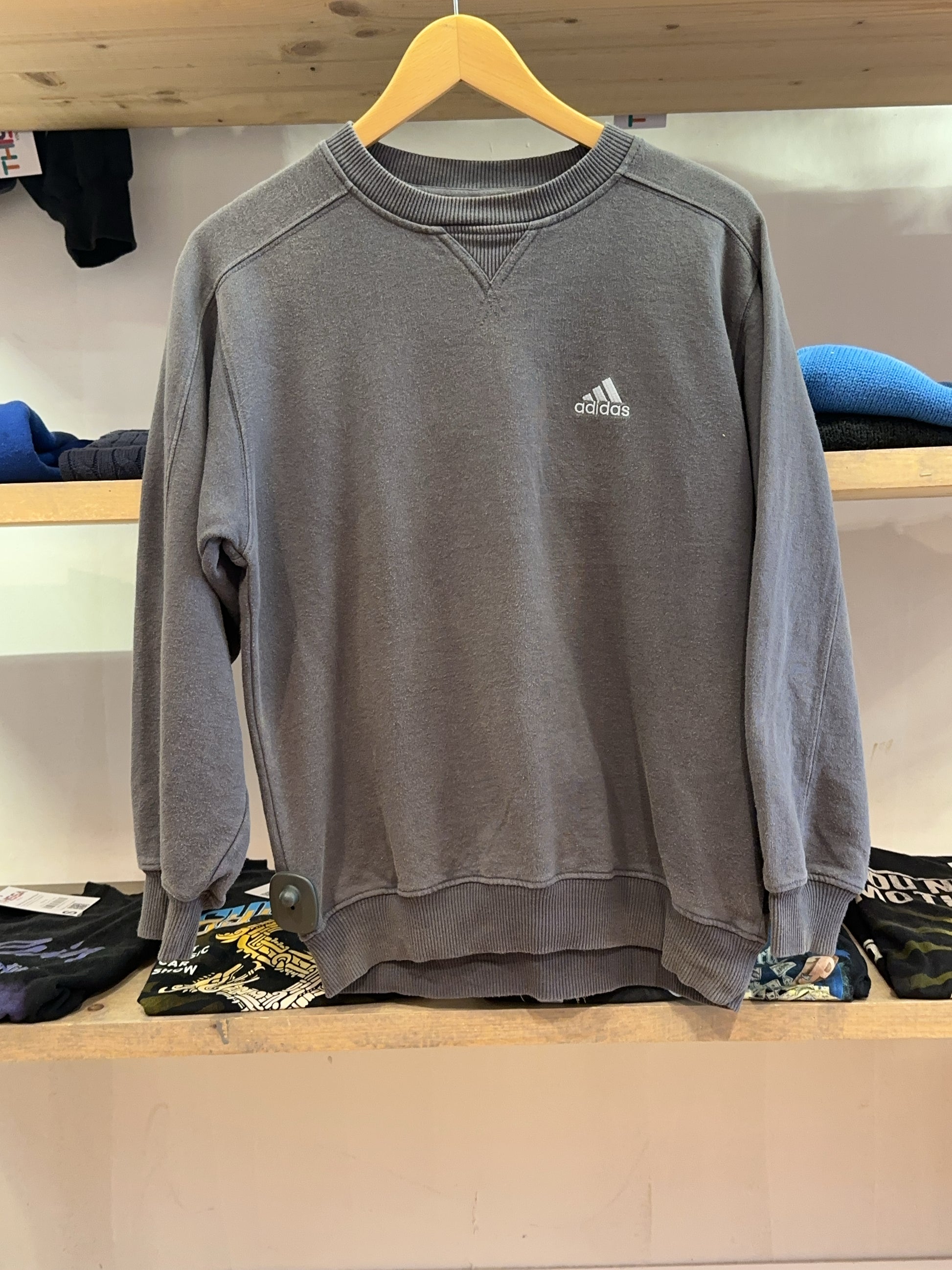 XS - Vintage 2000's Adidas Sweatshirt
