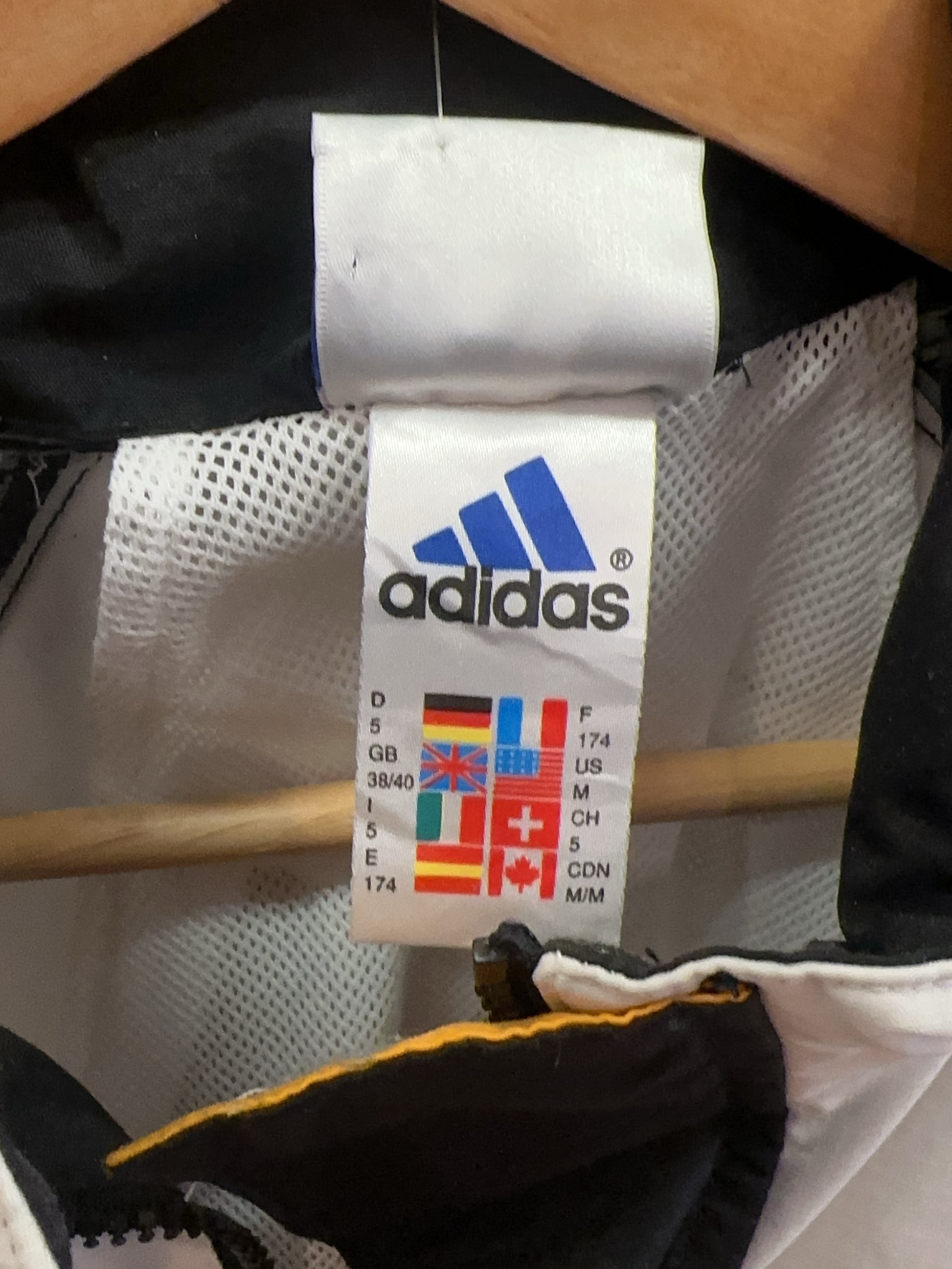 Vintage 1998-2000 Germany Adidas Rain Jacket - M