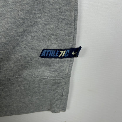 M - Vintage 2000's Nike Sweatshirt