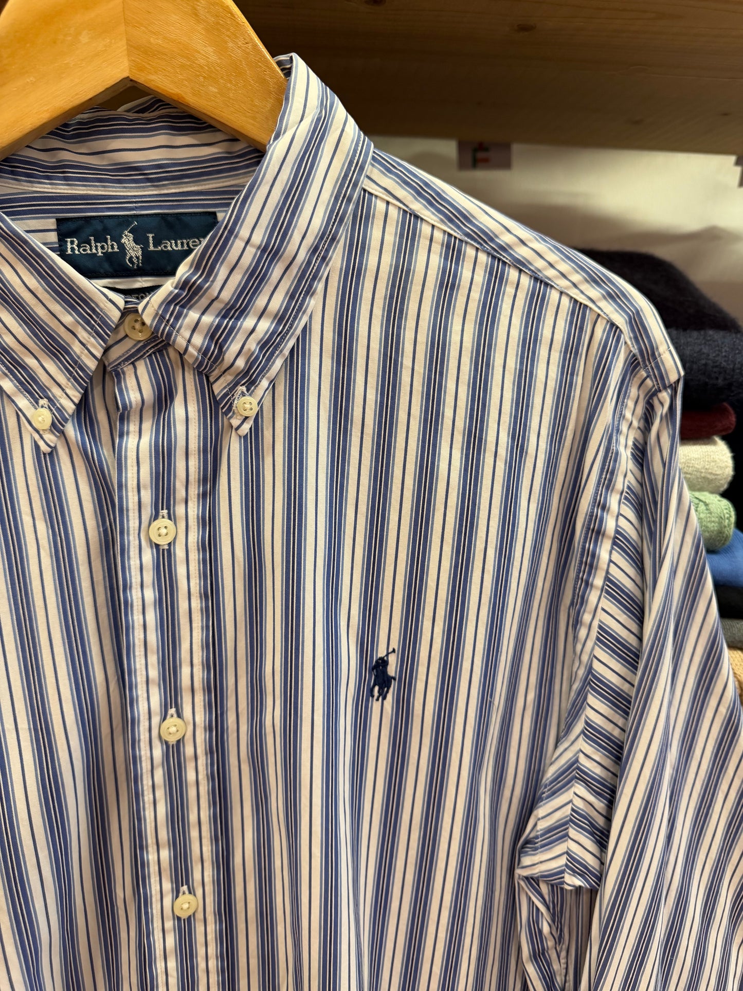Ralph Lauren Shirt (L)