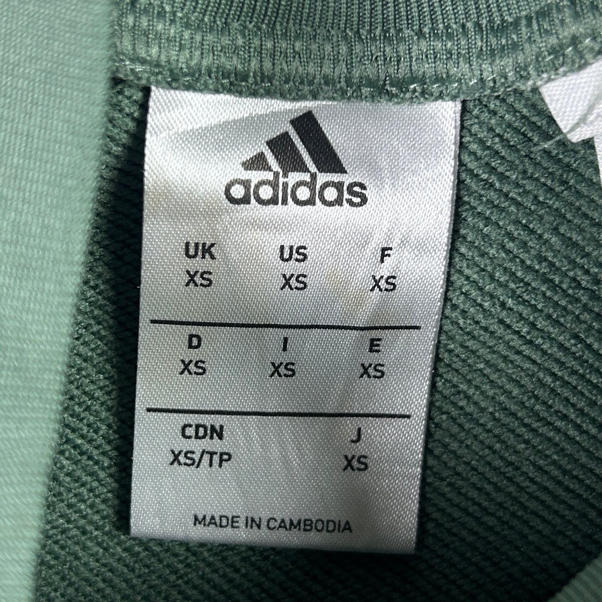 XS - 2017-2018 Manchester United Adidas ClimaCool Training Top Sweater