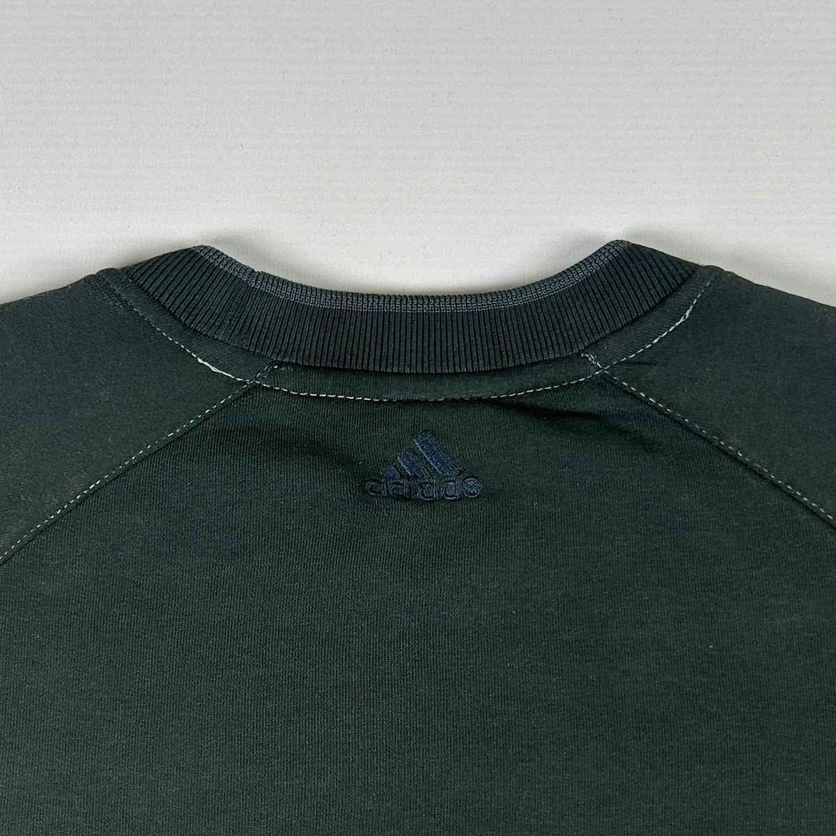 S - Vintage 2000's Adidas Sweatshirt