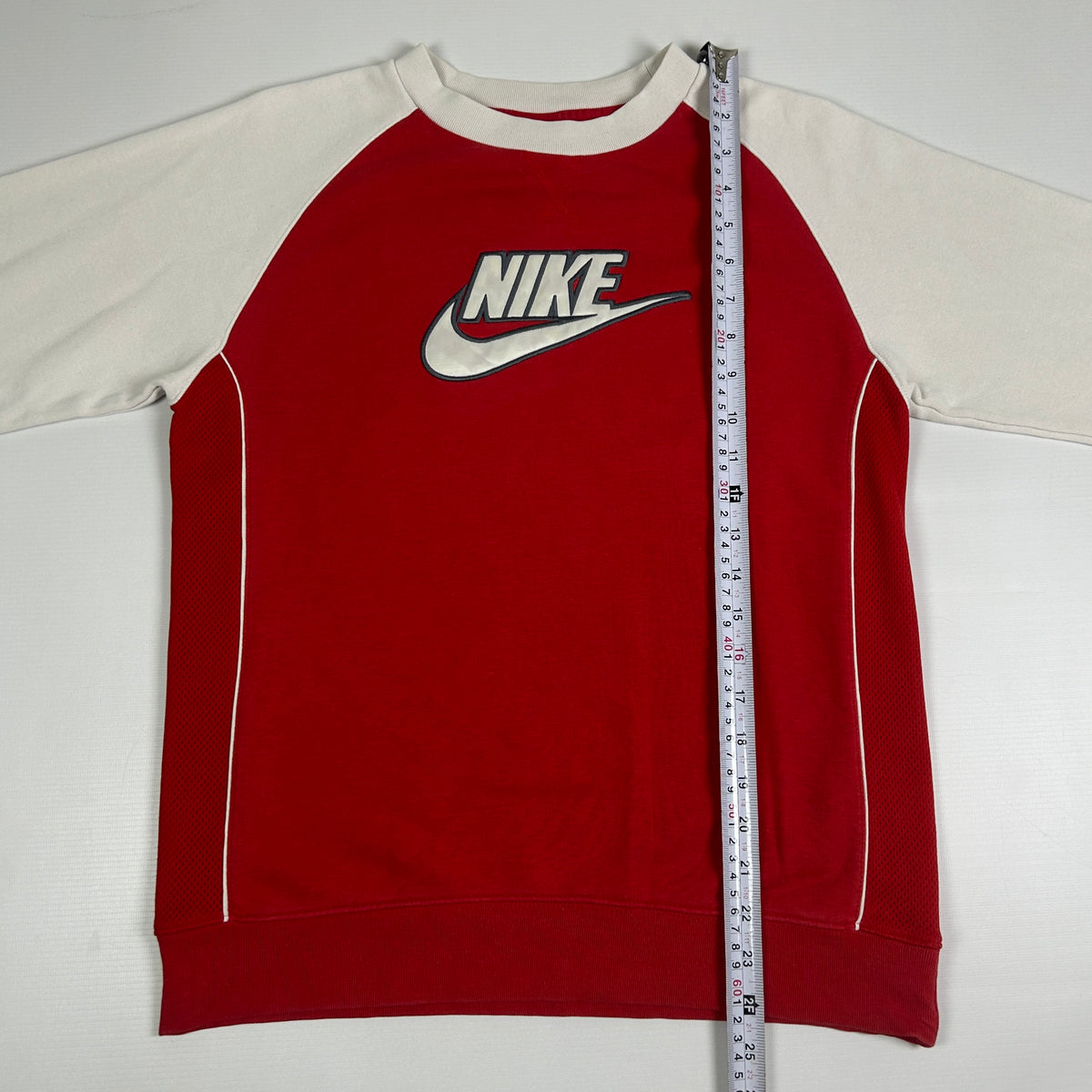 10-12 years - Vintage 2000's Nike Sweatshirt