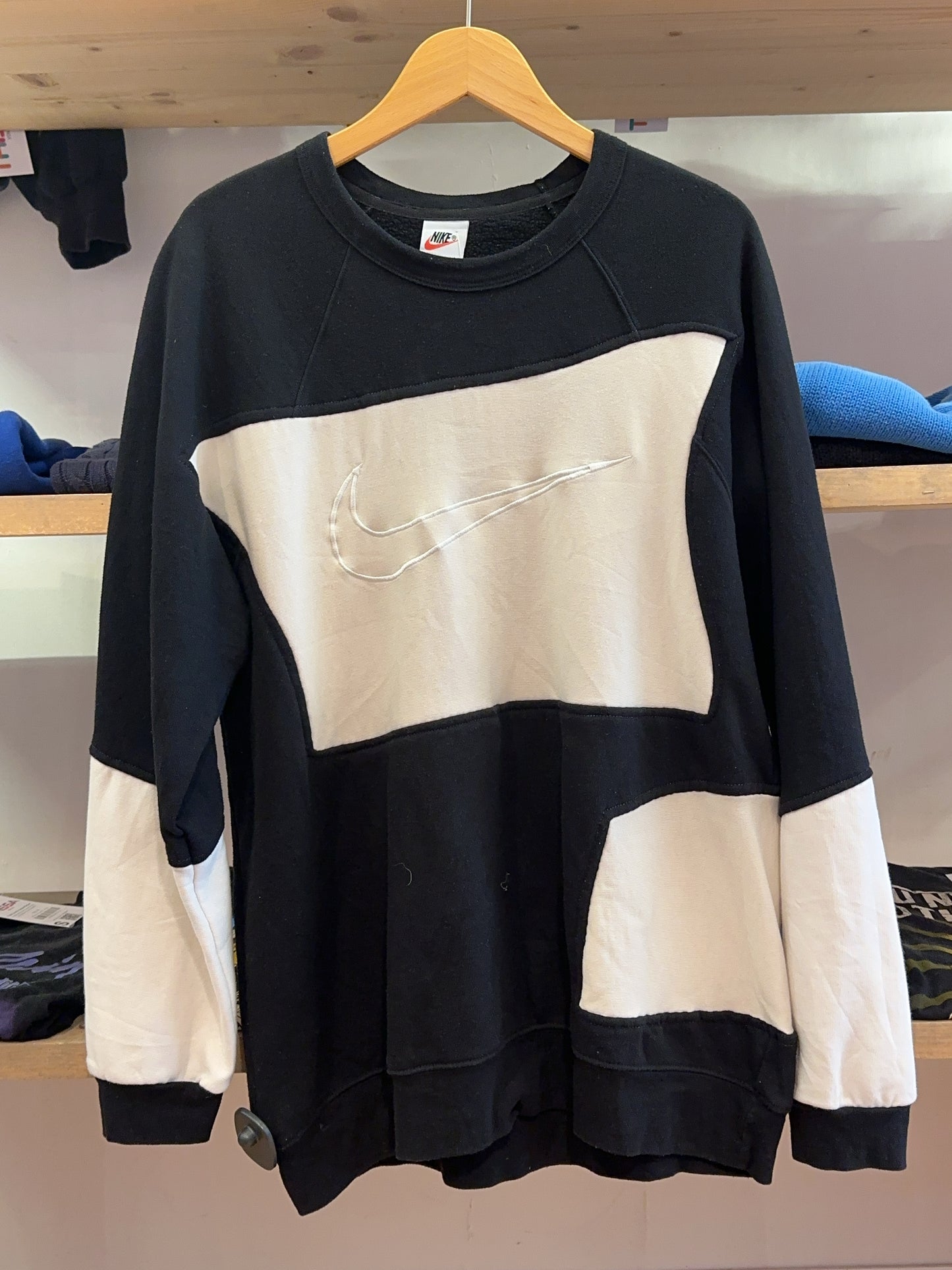 XL - 2000's Nike Reworked Reworked Sweatshirt
