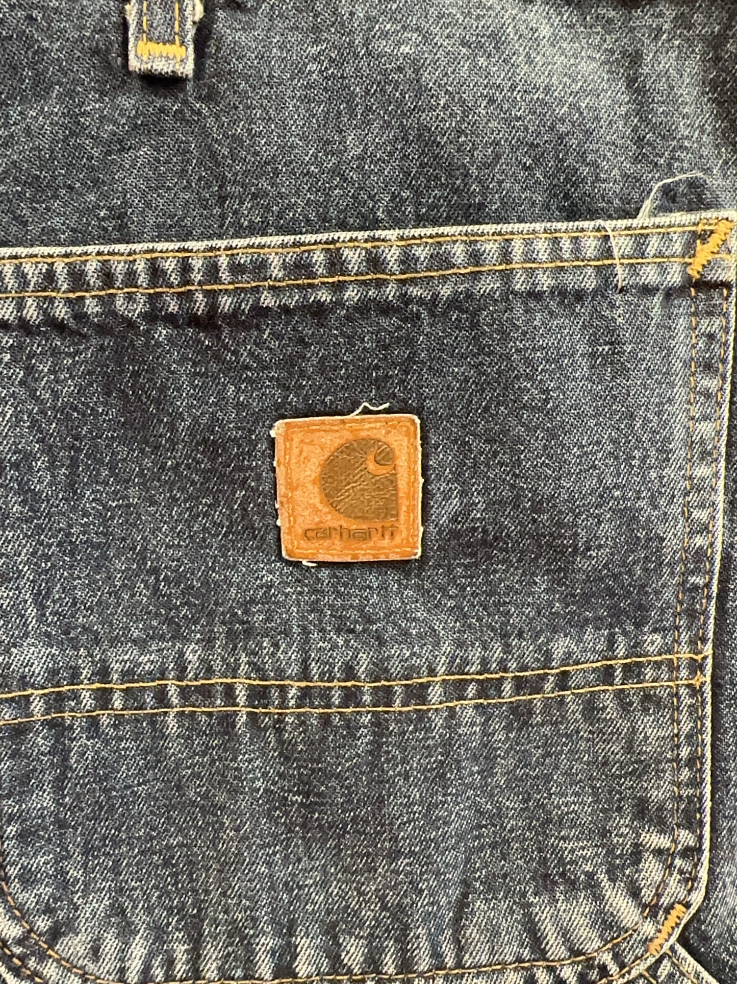 38 - Carhartt Shorts