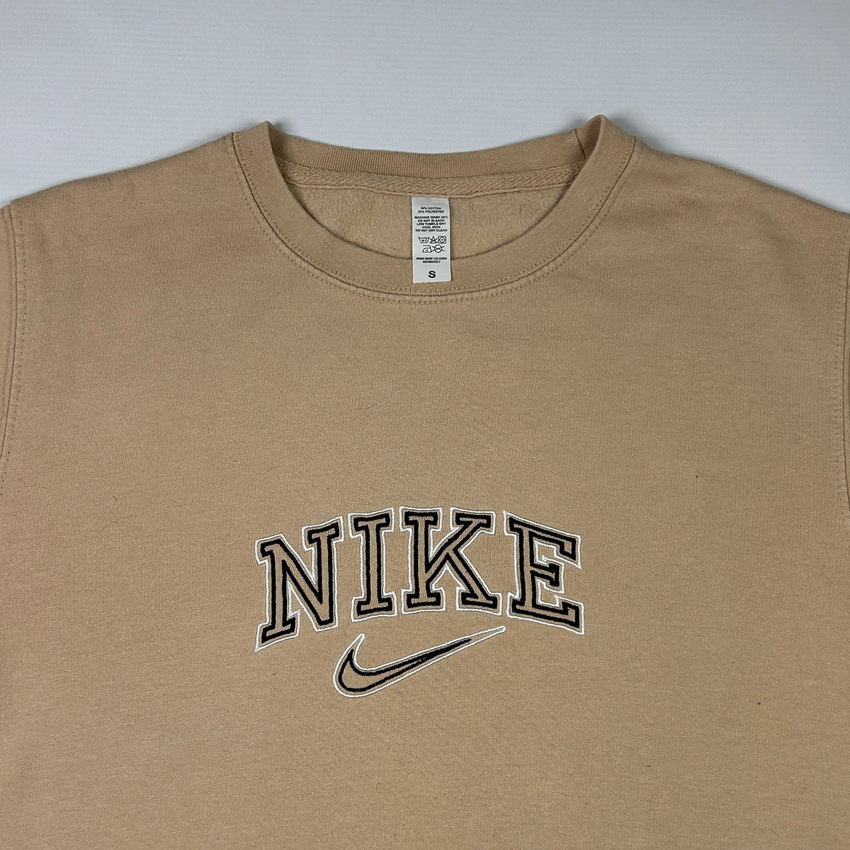 S - Nike 2000's Tan Embroidered Crewneck Sweatshirt