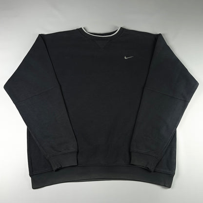 M - Vintage 2000's Nike Sweatshirt