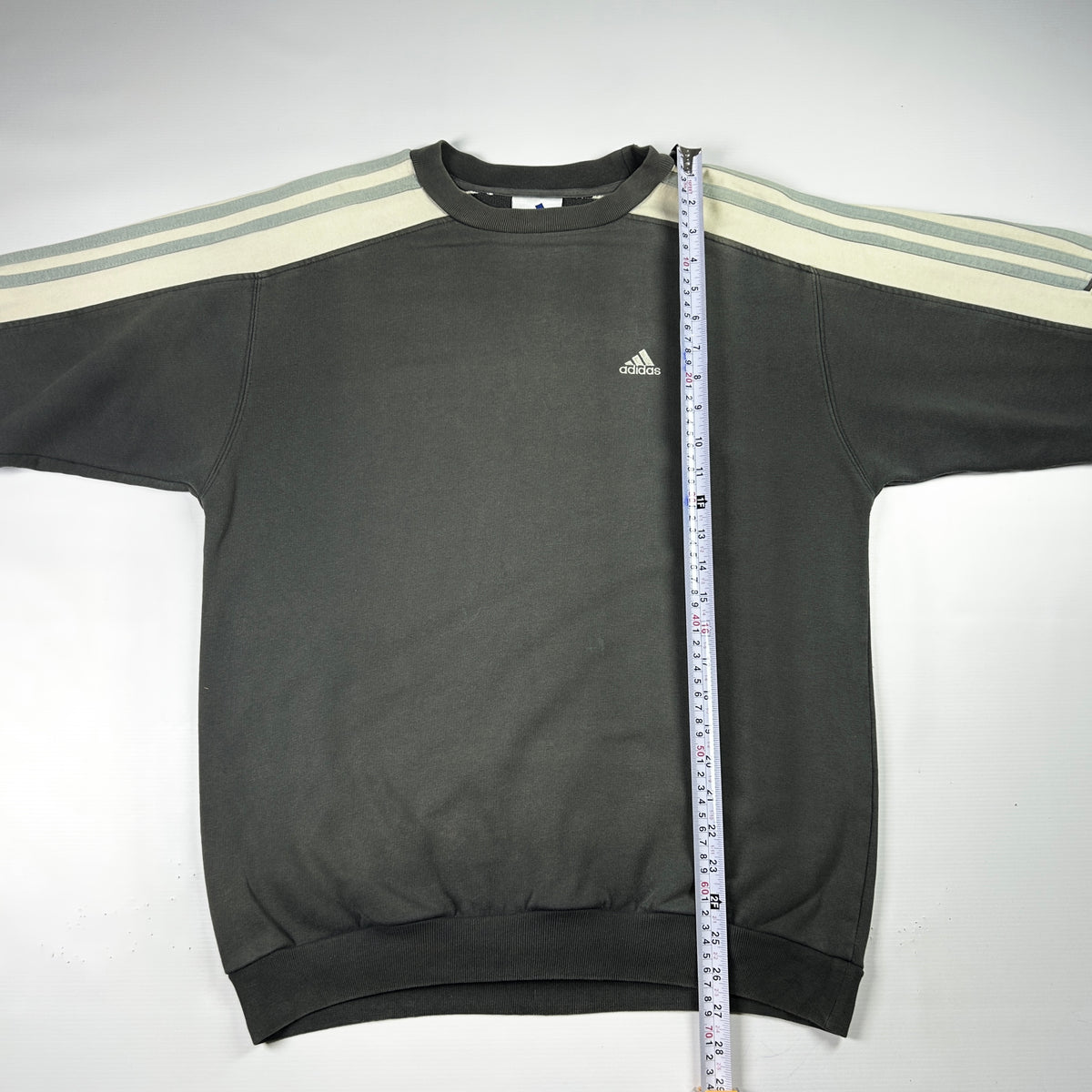 M - Vintage 2000's Adidas Sweatshirt