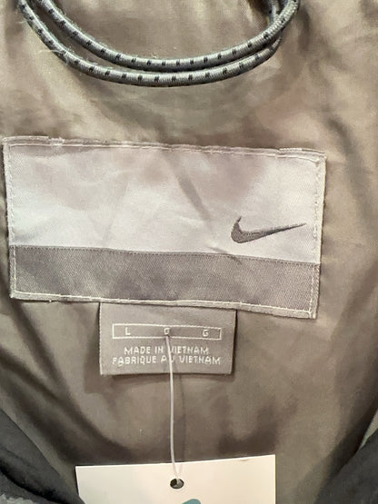 L - Nike Puffer Jacket