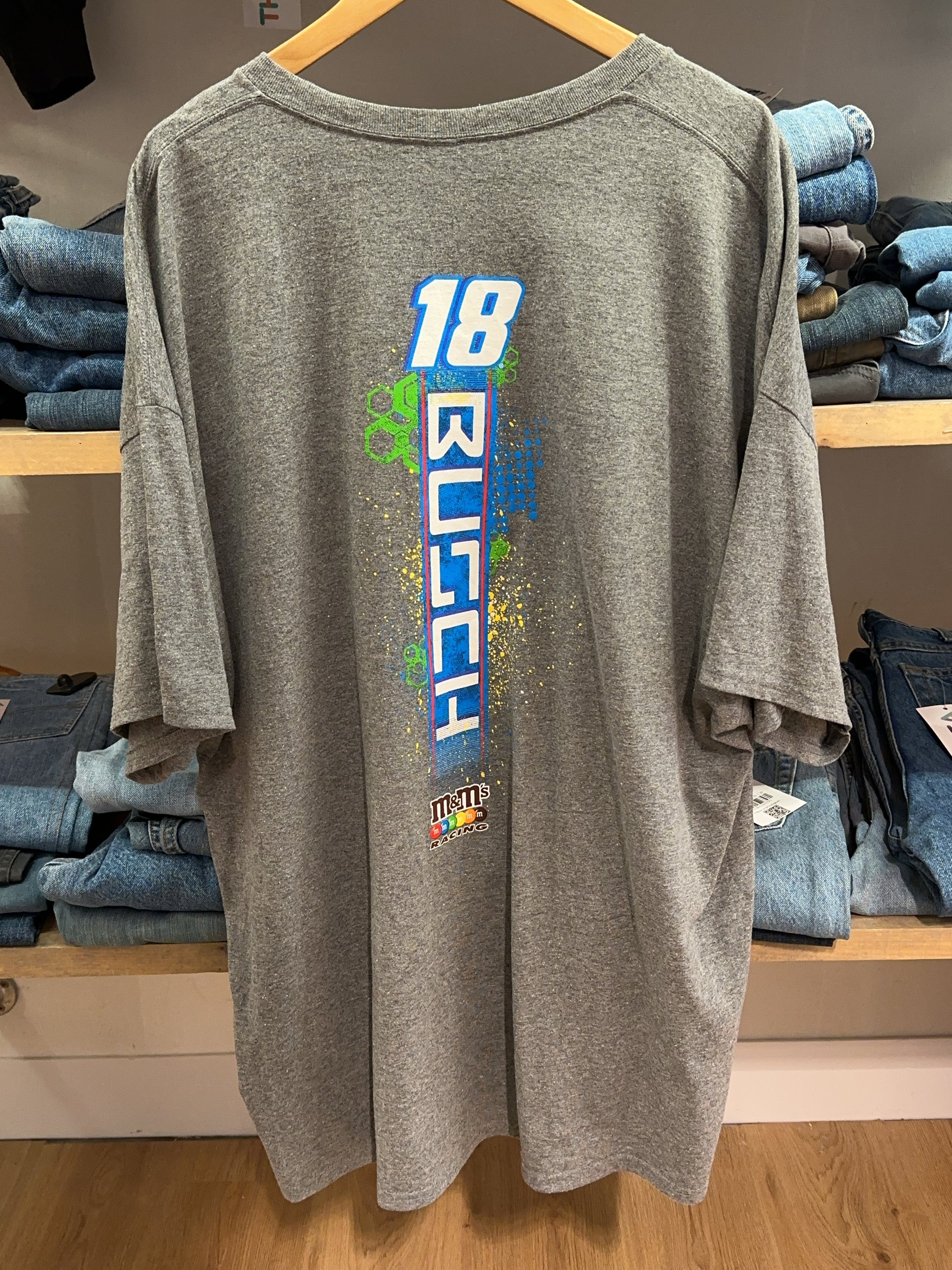 4XL - Joe Gibbs Racing Kyle Busch #18 Gray Graphic T-Shirt