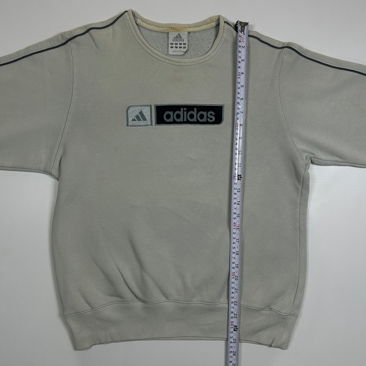 M - Vintage 2000's Adidas Sweatshirt