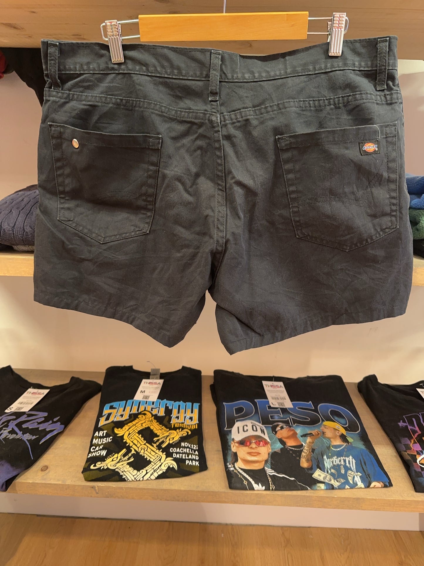 38 - Dickies Shorts