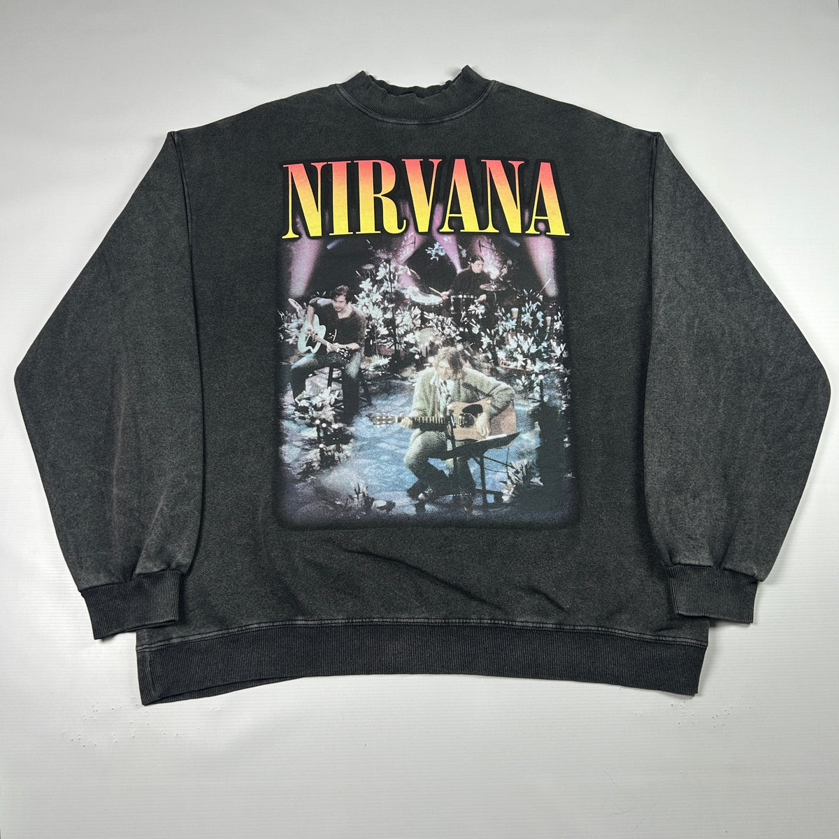 M - 2000's Nirvana Unplugged in New York Vintage Graphic Sweatshirt