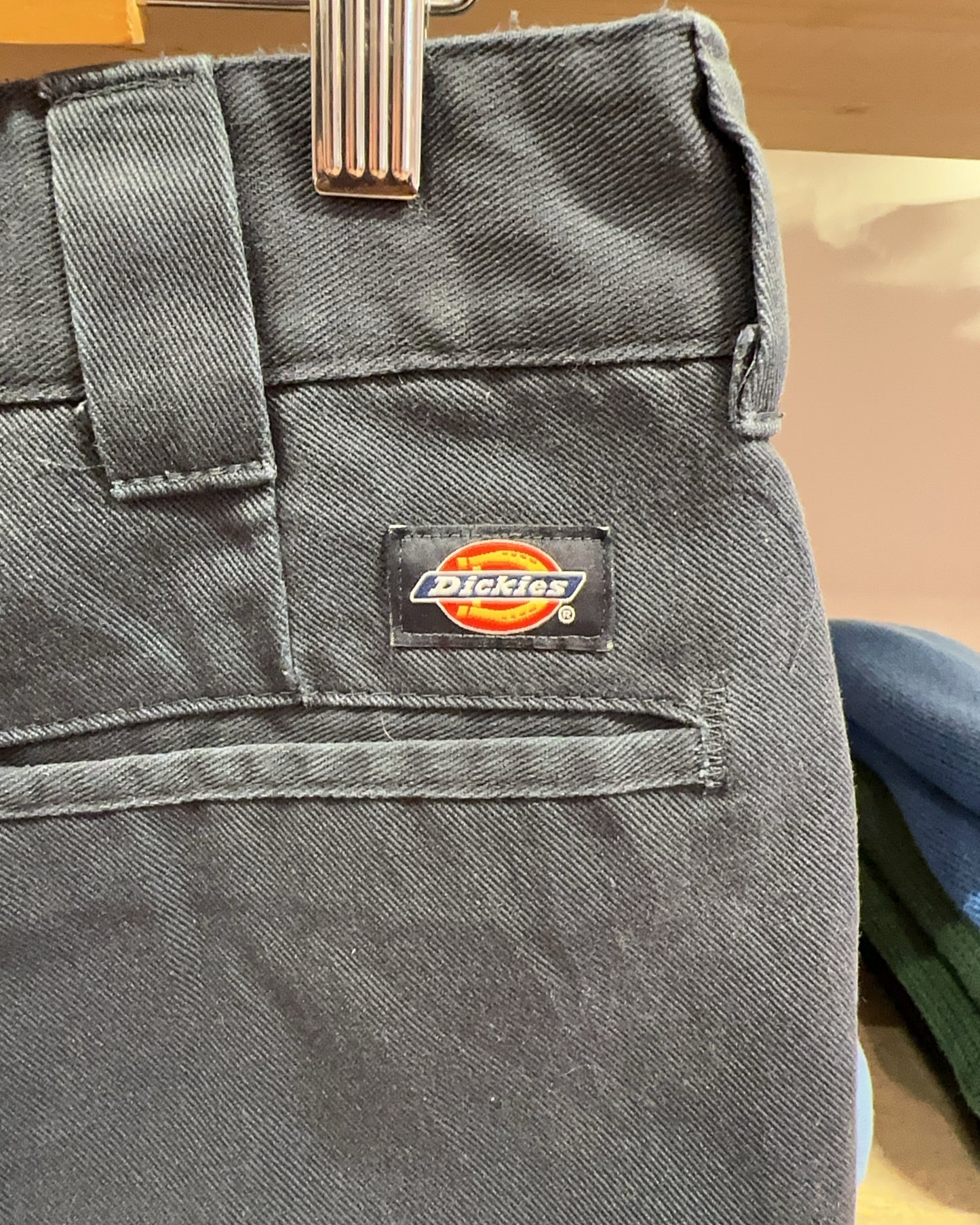 32 - Dickies Shorts