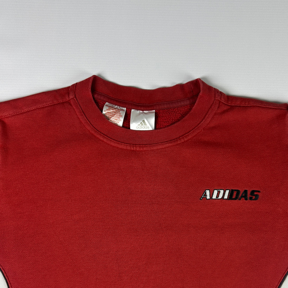S - Vintage 2000's Adidas Sweatshirt