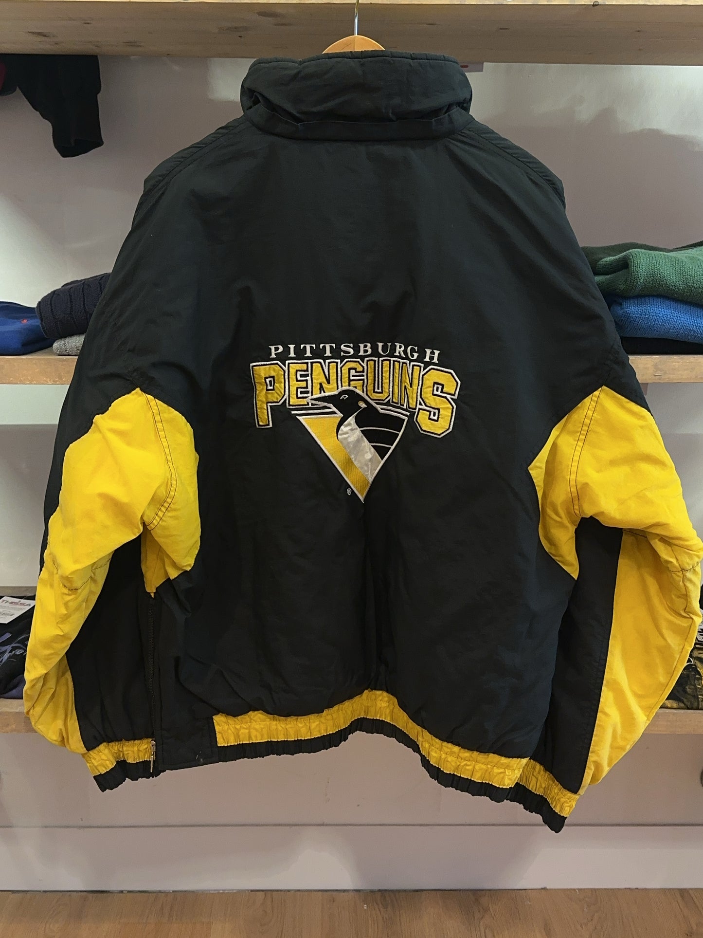 L - Vintage 1990's Pittsburgh Pinguins Chalk Line Jacket