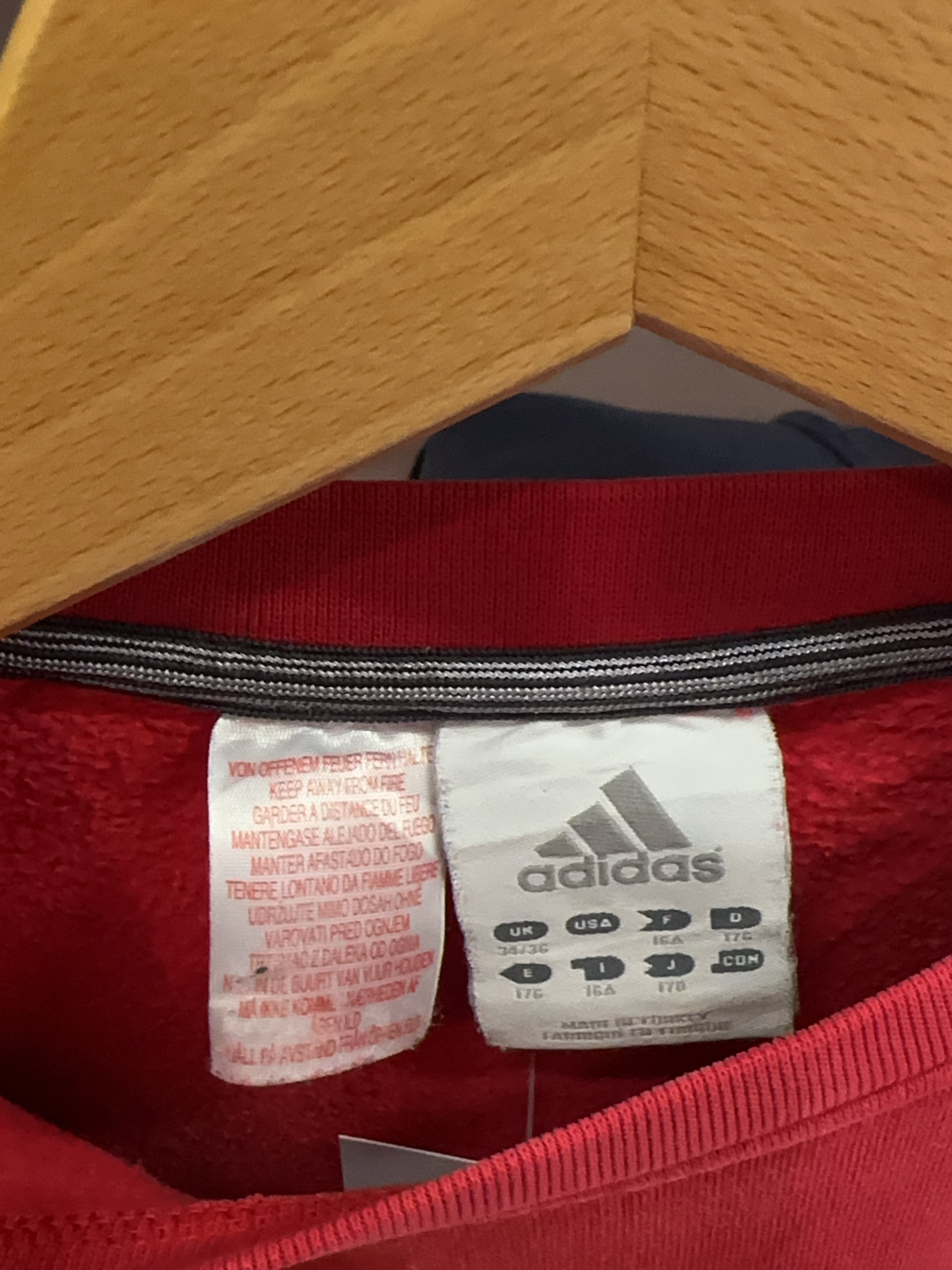 S - Vintage 2000's Adidas Sweatshirt