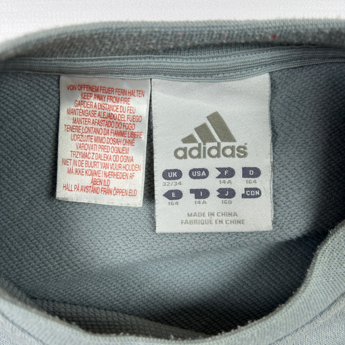 S - Vintage 2000's Adidas Sweatshirt