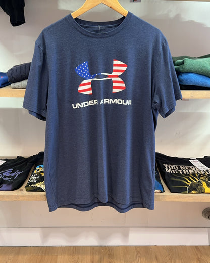 L - Under Armour T-shirt