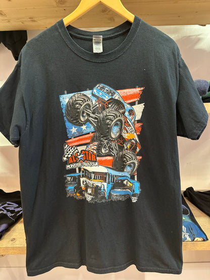 L - Gildan Monster Truck Graphic T-Shirt