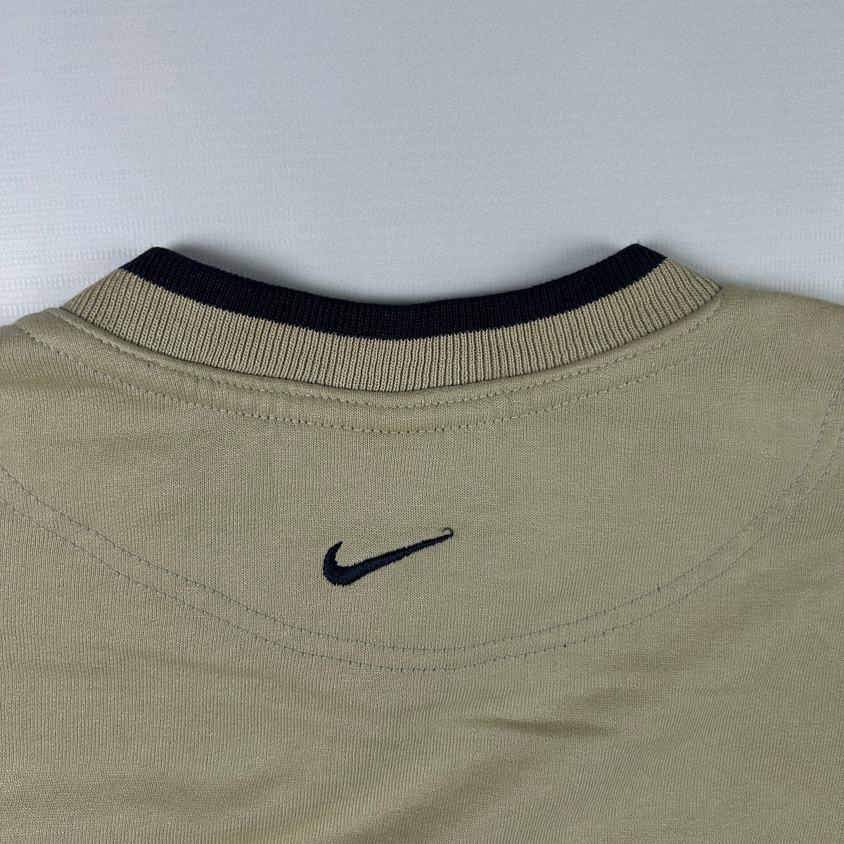 L - Vintage 2000's Nike Sweatshirt