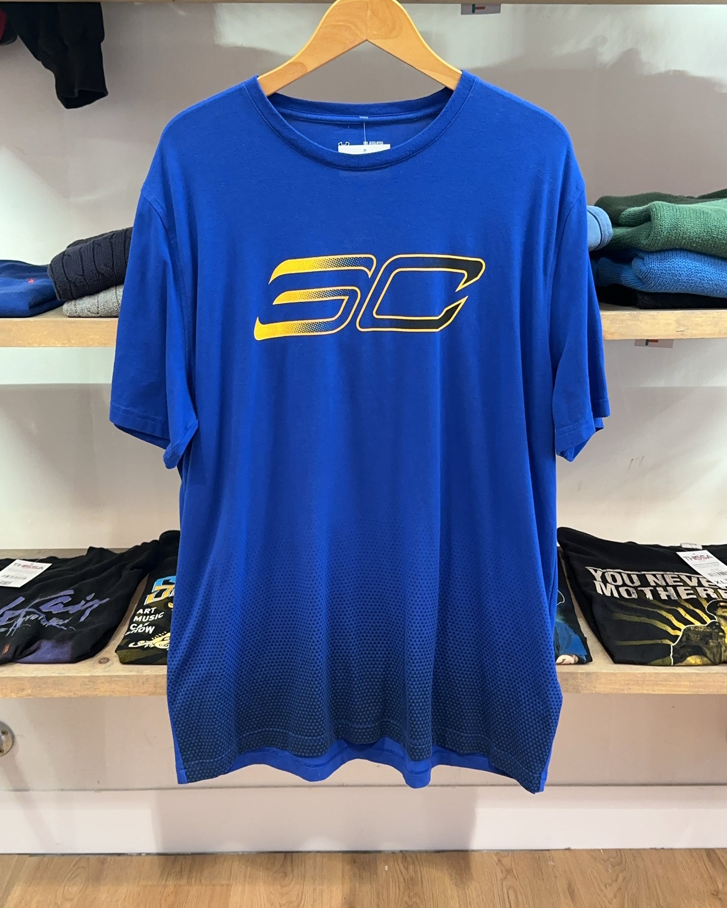 XL - Under Armour T-shirt