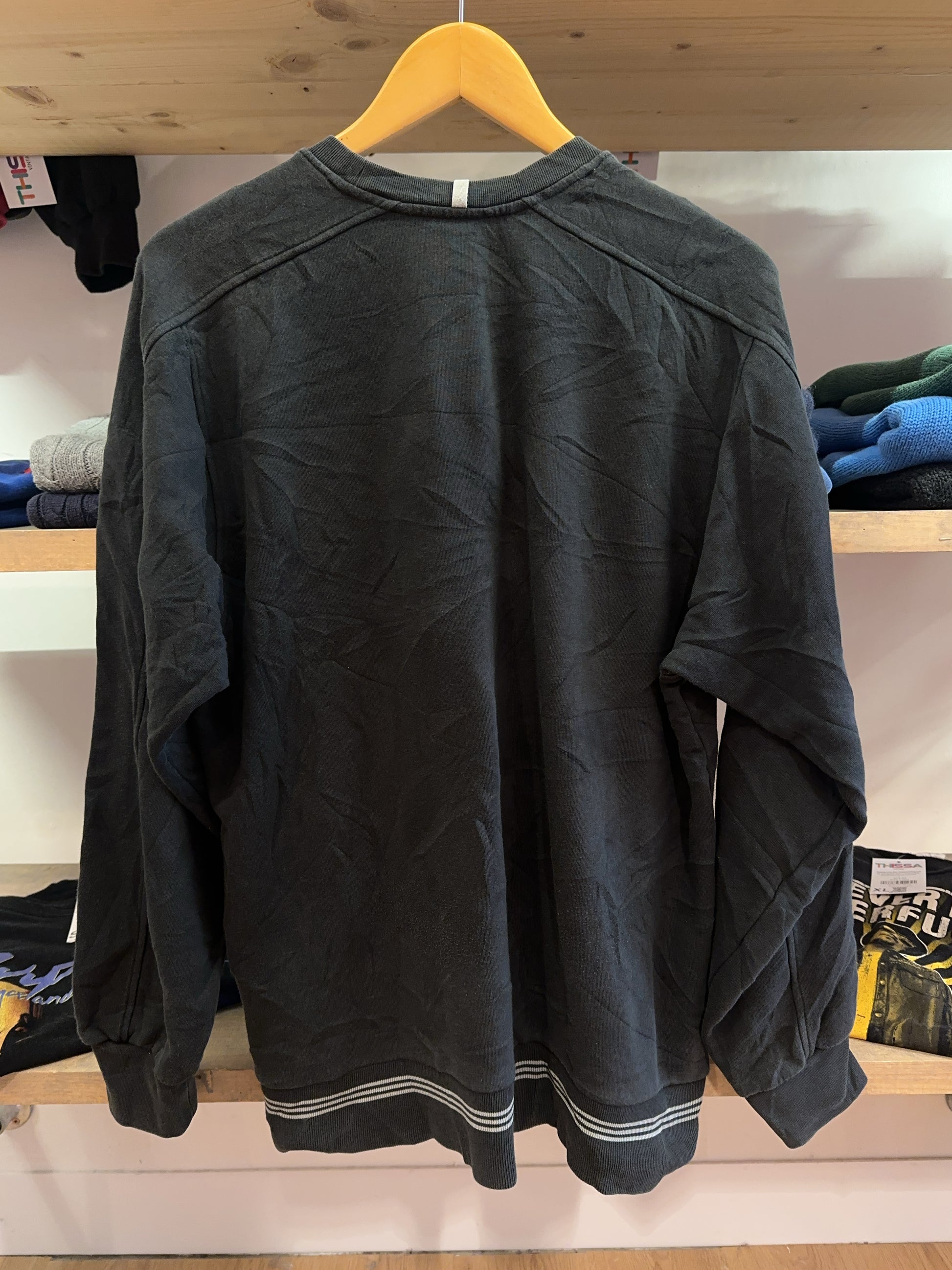 M - Vintage 2000's Adidas Sweatshirt
