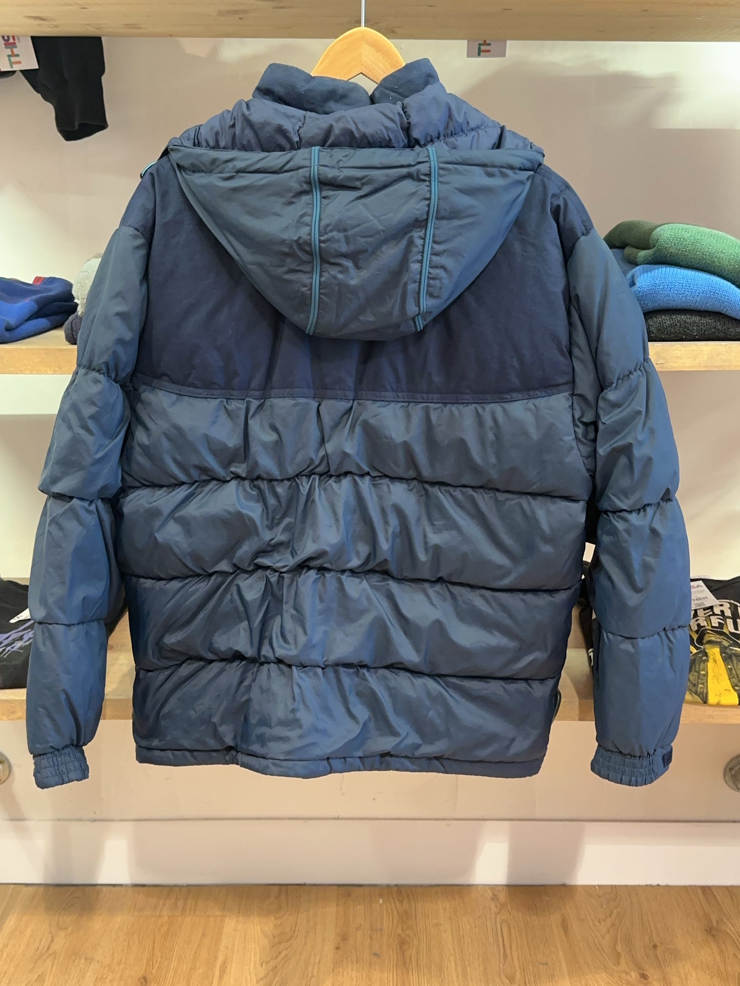 S - Nike Puffer Jacket