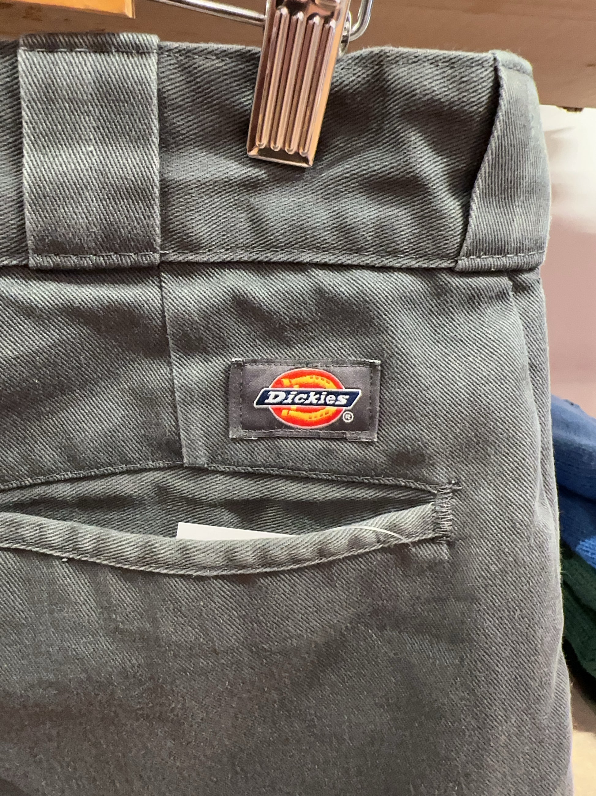 32 - Dickies Shorts